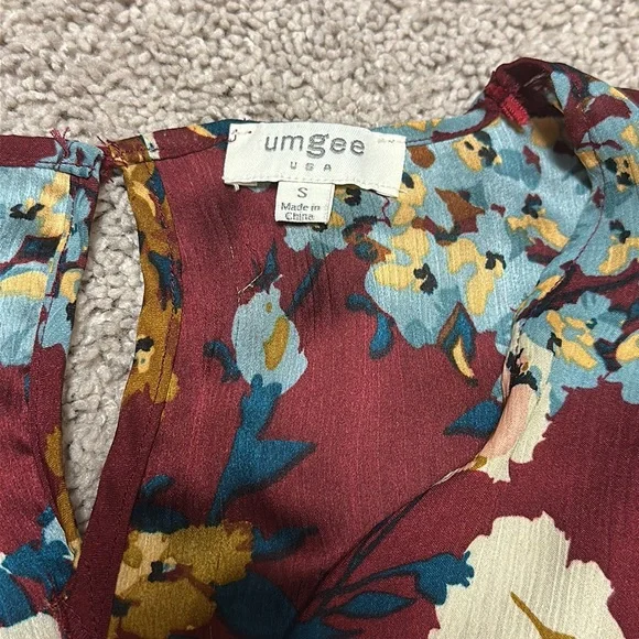 Burgundy floral blouse - Picture 9 of 10